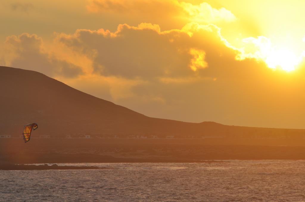 Villa Taguluche Famara Rum bild