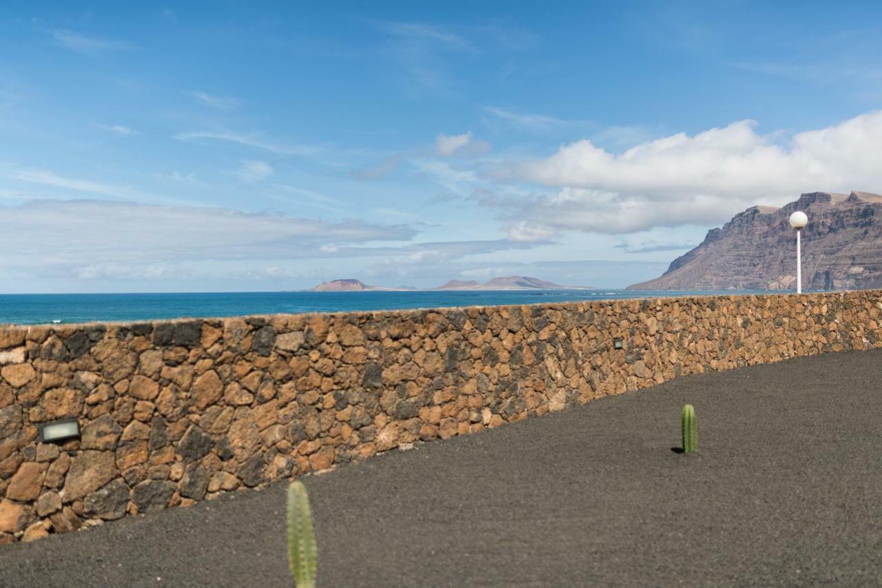Villa Taguluche Famara Exteriör bild