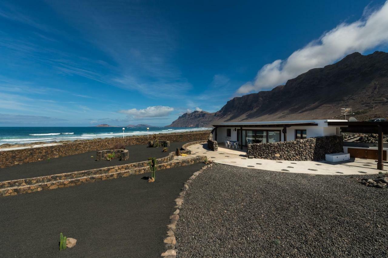 Villa Taguluche Famara Exteriör bild