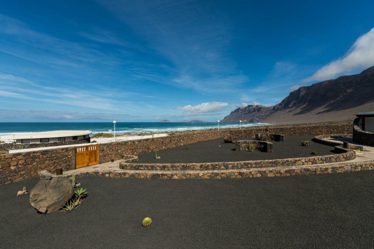 Villa Taguluche Famara Exteriör bild