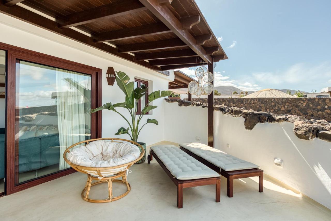 Villa Taguluche Famara Exteriör bild