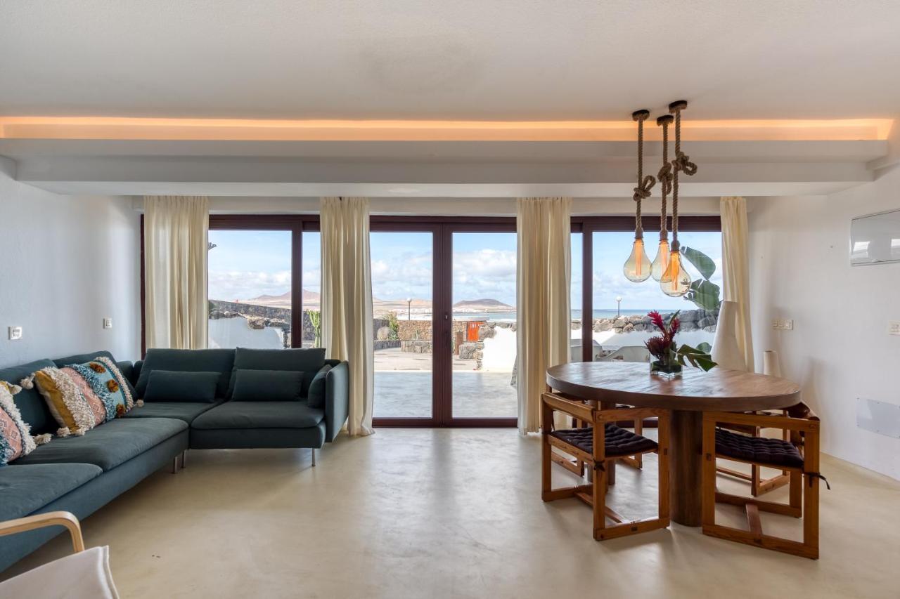 Villa Taguluche Famara Exteriör bild